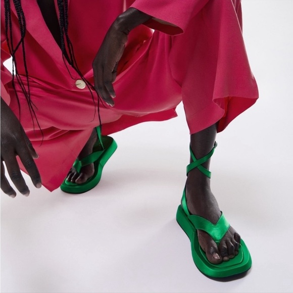 Zara Satin Effect Green Chunky ankle wrap thong sandals. STUNNING 💚 Size 8 - Picture 2 of 15